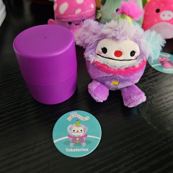 Legendary Collection MicroMallow Mystery Capsules Original Squishmallow - Picture 8 of 8
